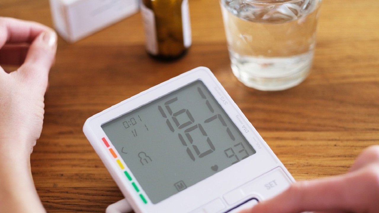 甲钴胺不只修复神经还能治4种病,甲钴胺片0.5毫升的功效与主治