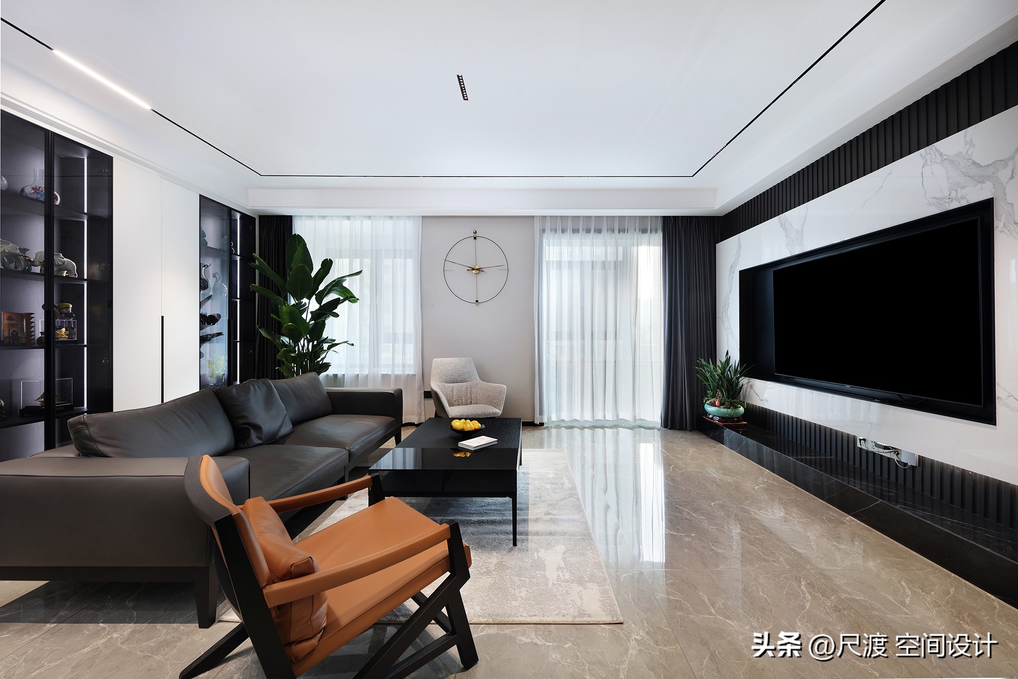 经典的黑白灰风格,高级耐看的极简黑白灰