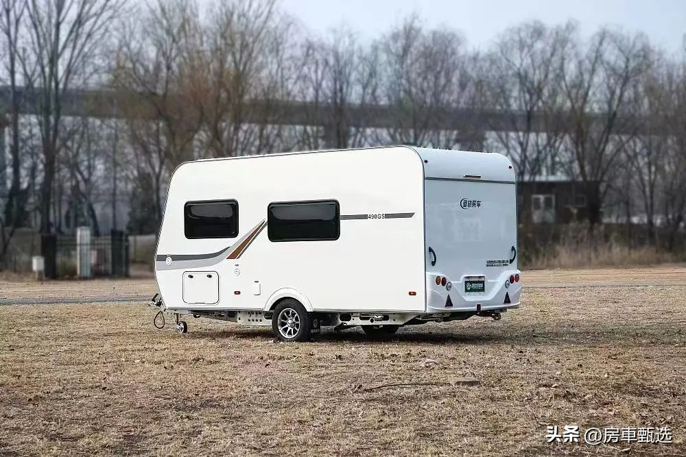 豪华型干湿分离房车,爱旅490拖挂房车价格
