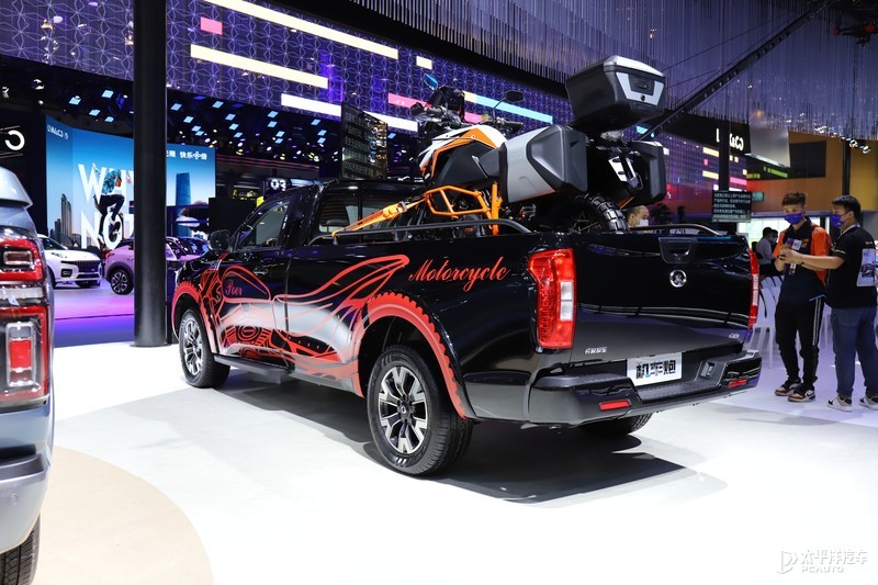 长城炮2019款汽油两驱长厢版测评,长城炮新车型曝光单排双座