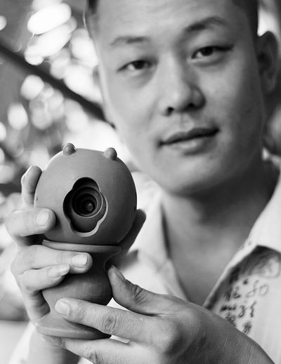 06年一专家出难题，以亿万家产作赌，却被普通电工破解，结局如何