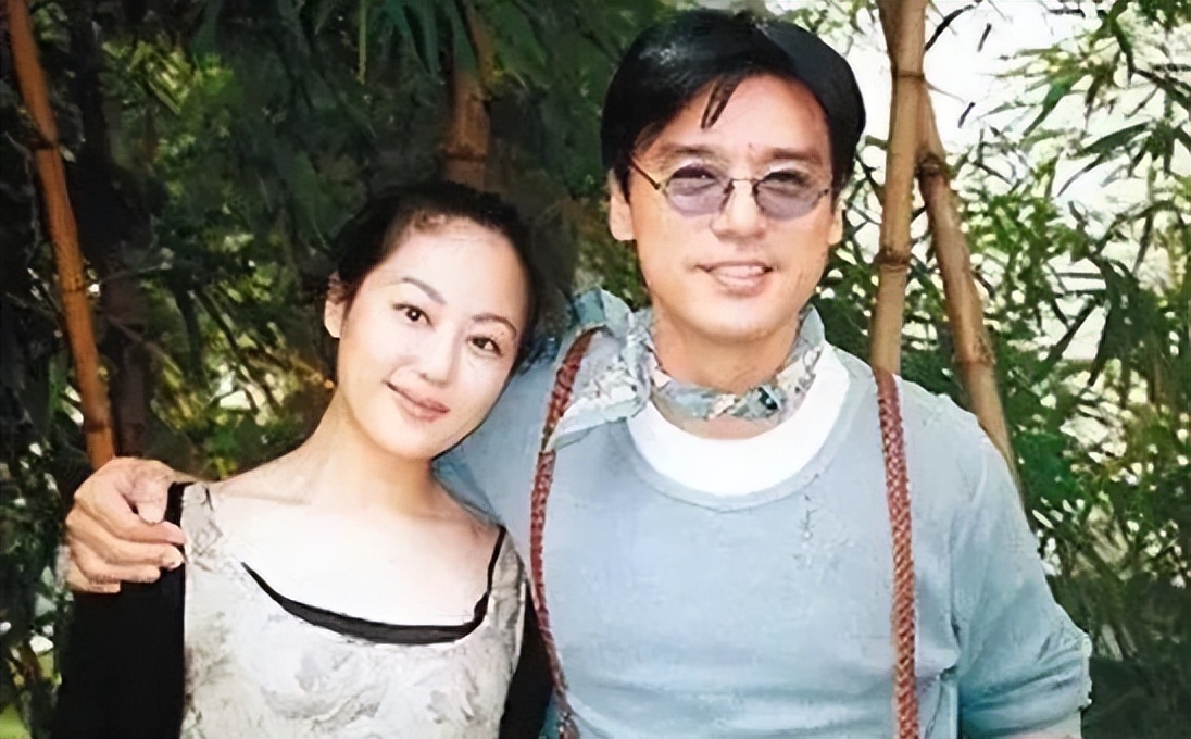 她，给前夫和*夫情**“组局”，败光两大亿万富豪，59岁竟成带货女王