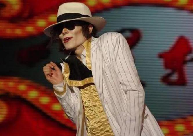 盗版、山寨模仿，一样，成“顶流”说明人家有本事，ESO何必道歉