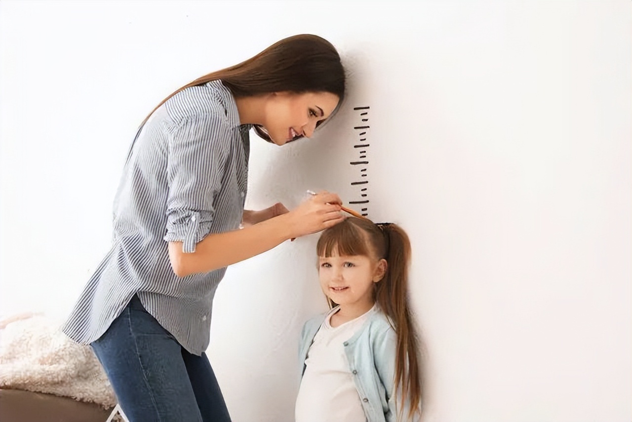 孩子夏天缺钙的症状,孩子缺钙高发季节