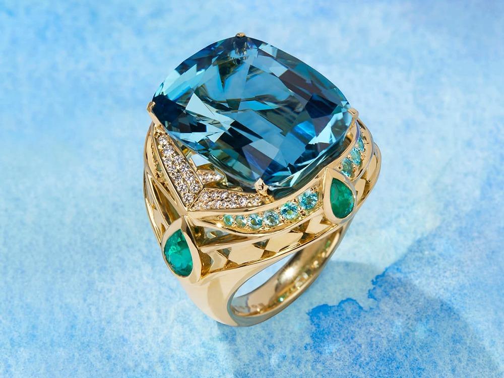 为英国女王定制手表,为英国女王定制帽子