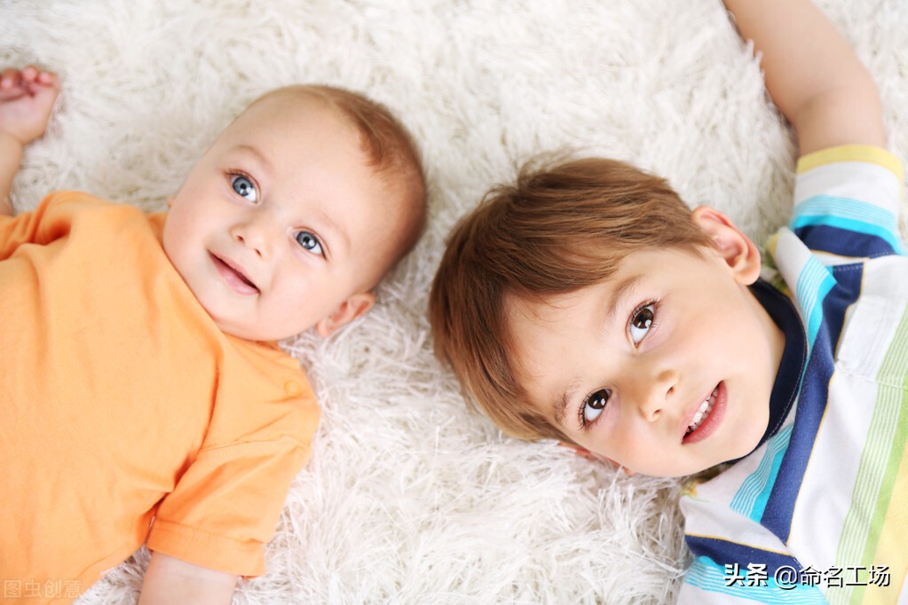 男孩起名阳刚霸气高贵的名字,今年流行的男宝宝名字大全