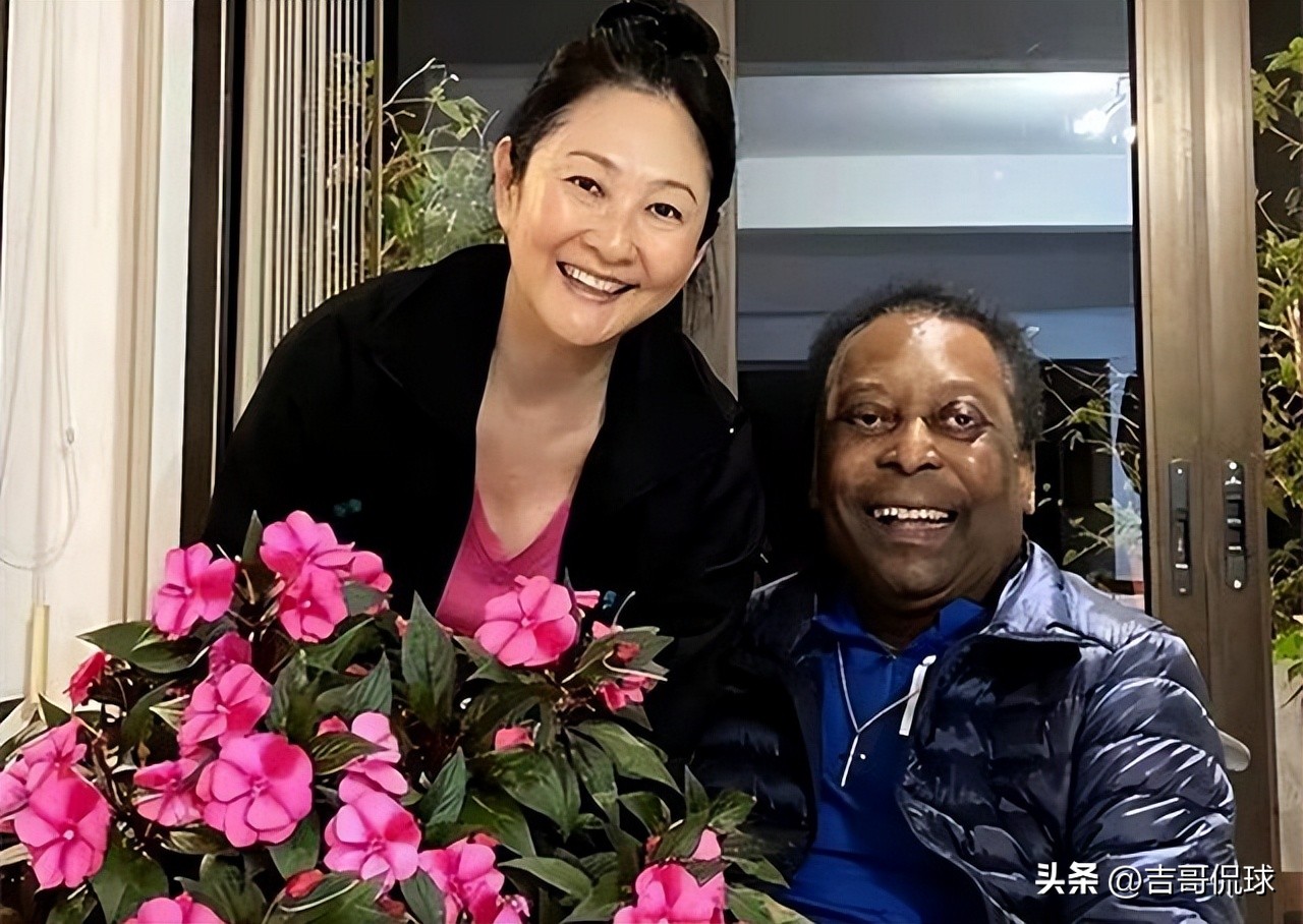 球王贝利离世新闻,足坛球王去世