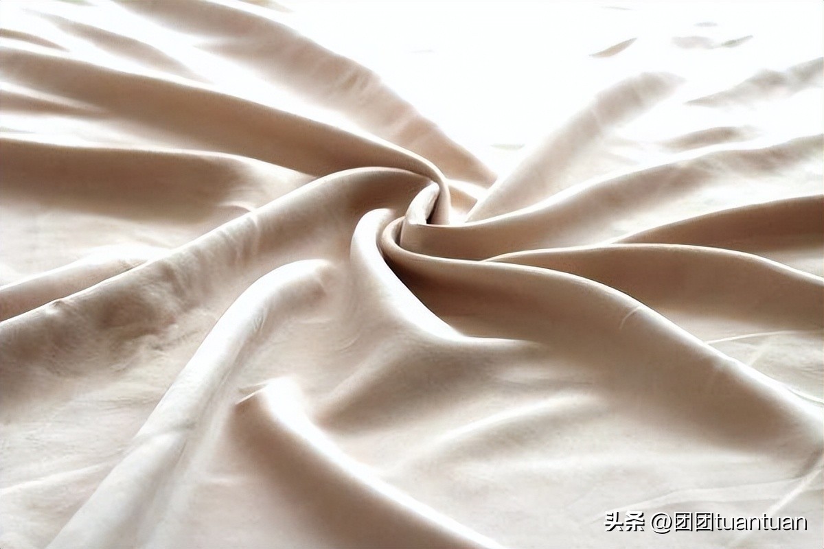 桑蚕丝好的和不好的有什么区别,桑蚕丝为什么爱起静电