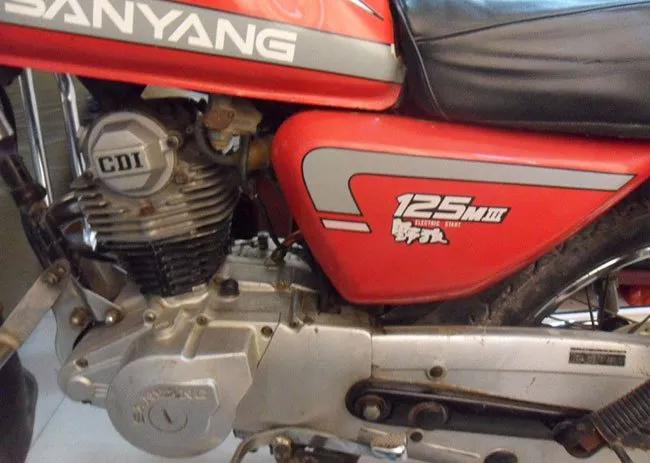 台湾野狼125,老款豪华野狼125