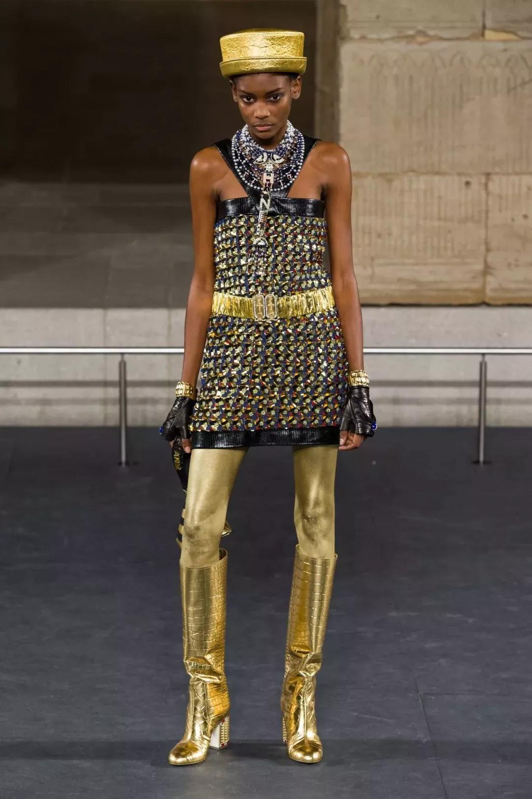 chanel衣服为啥贵,chanel女装贵吗