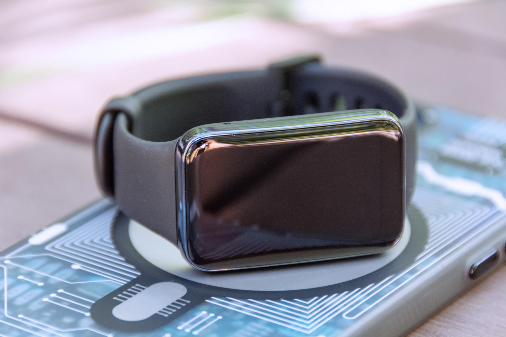 小米手环7pro标准版运动测评,华为7手环和小米7pro手环哪个更好