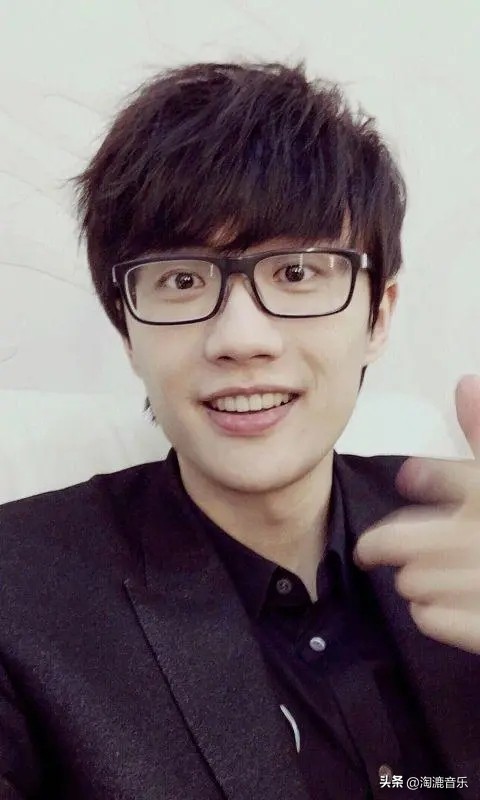 许嵩不是谁都能铩羽而归,许嵩十年磨一剑