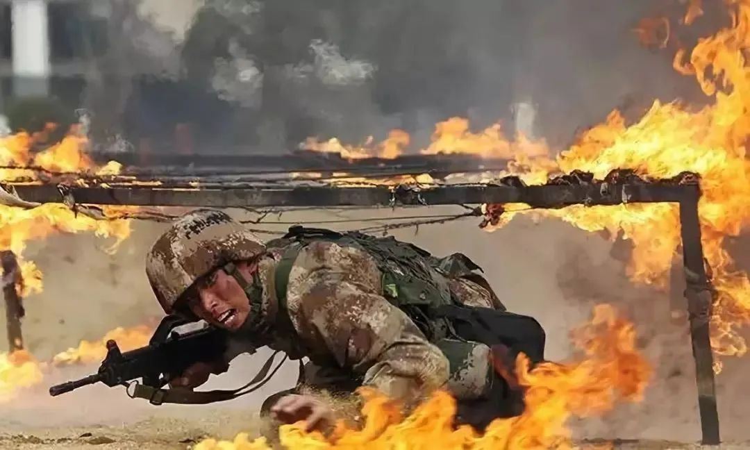 中国军人的代表名词是什么,我国军人的名称