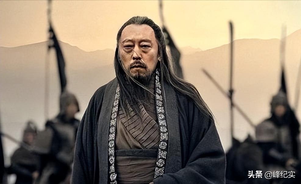 曹操奋斗了一生却没能一统三国？毛主席：曹操有两大缺点