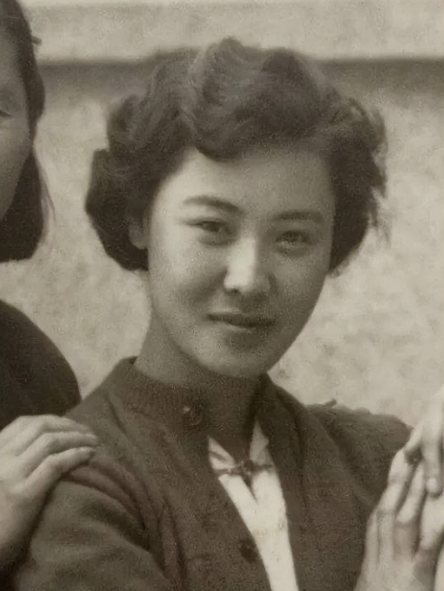 郭兰英婚姻近况,郭兰英结婚照片