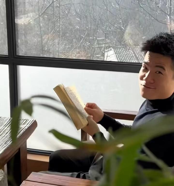 董宇辉谈足球,董宇辉说足球队