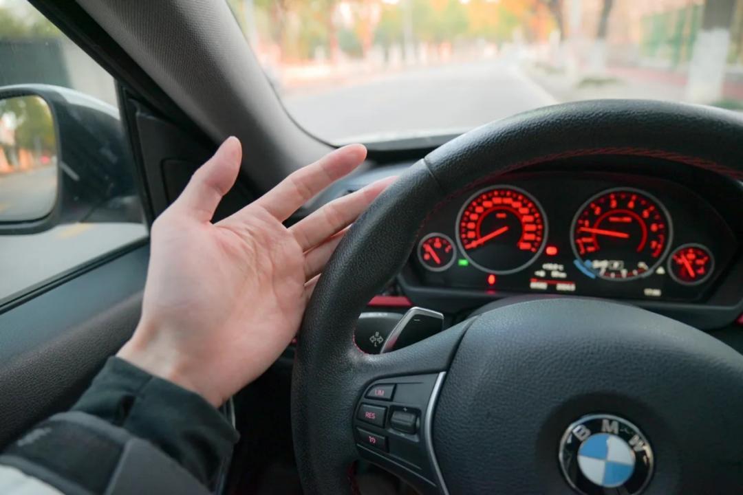 二手宝马gt328i,16款宝马328gt二手值得入手吗