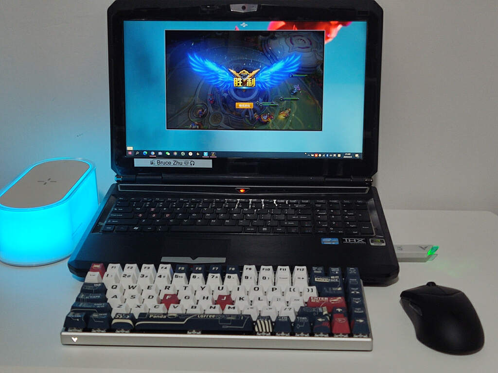 小巧灵敏黑科技雷柏vt9pro鼠标,雷柏rapoovt9pro无线游戏鼠标