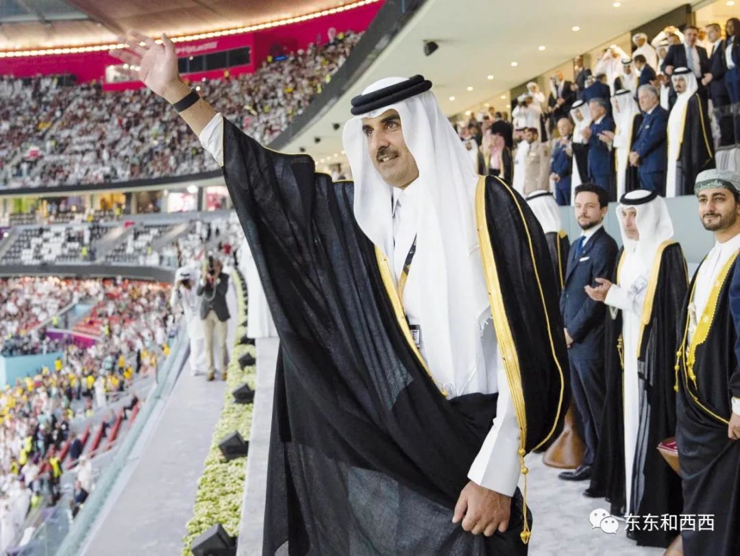 扶自己儿子当元首，独霸老公真爱，卡塔尔太后的手腕小说也不敢写