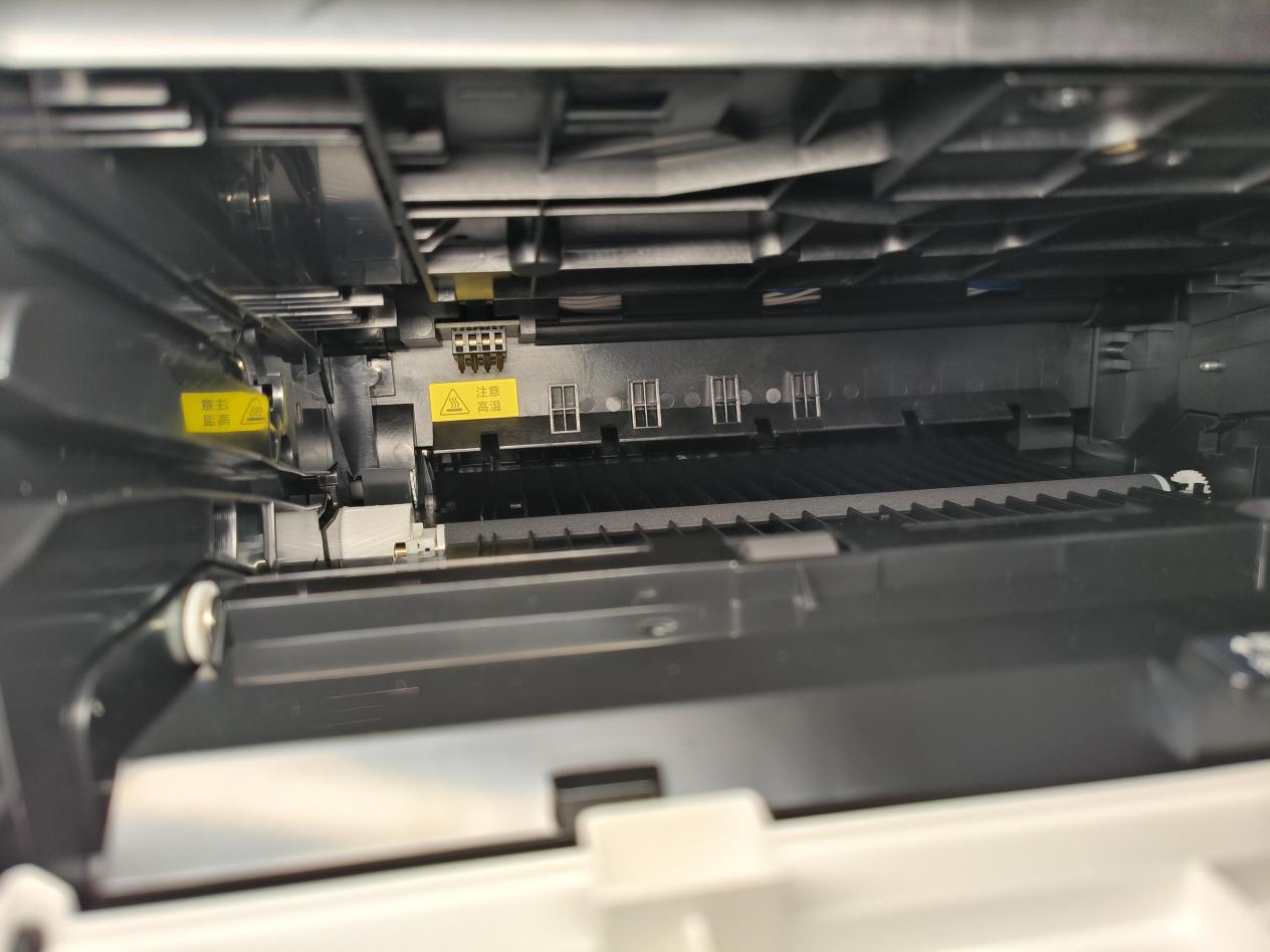 摘了有色眼镜吧，家用打印机推荐，耗材便宜还好维护的不香吗