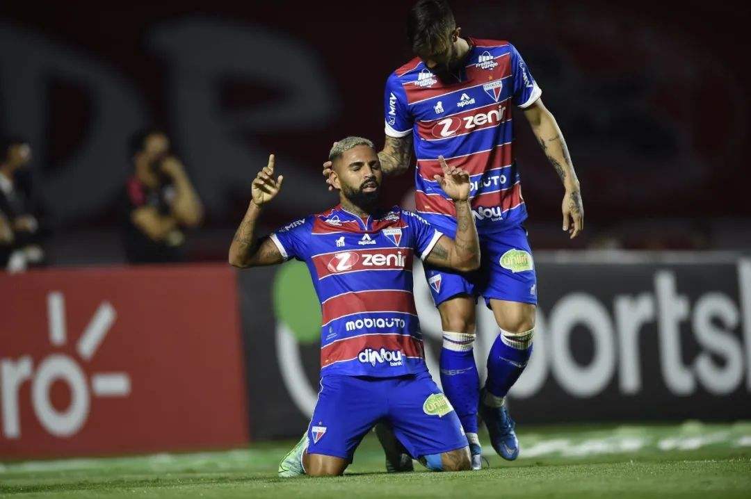 「美职足+解放者杯」纽约红牛VS亚特兰大联,福塔雷萨VS拉普大学