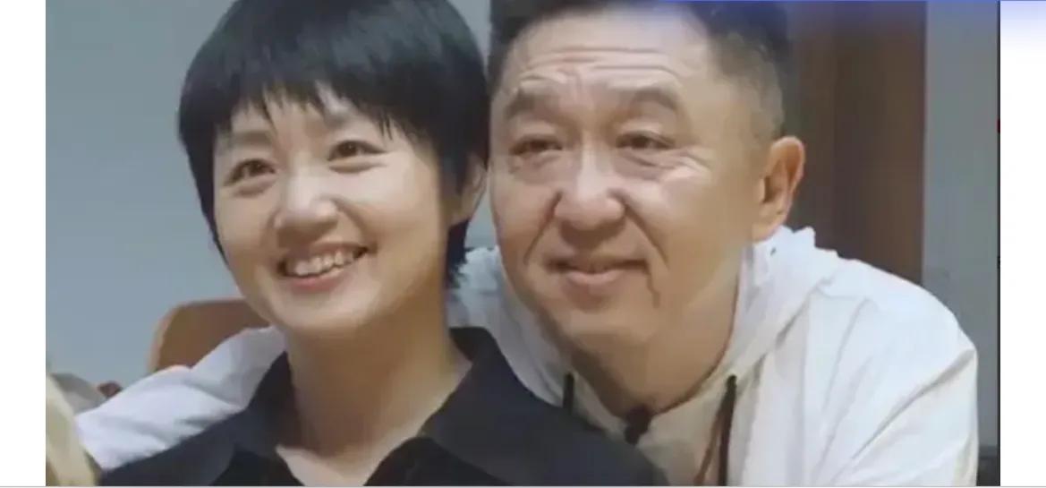 于谦白慧明夫妻天下,于谦和白慧明恩爱视频