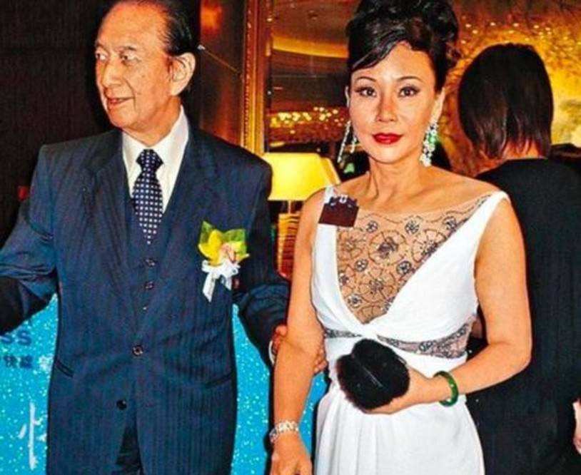 何超莲赌王最美千金,吴克群评价何超莲视频