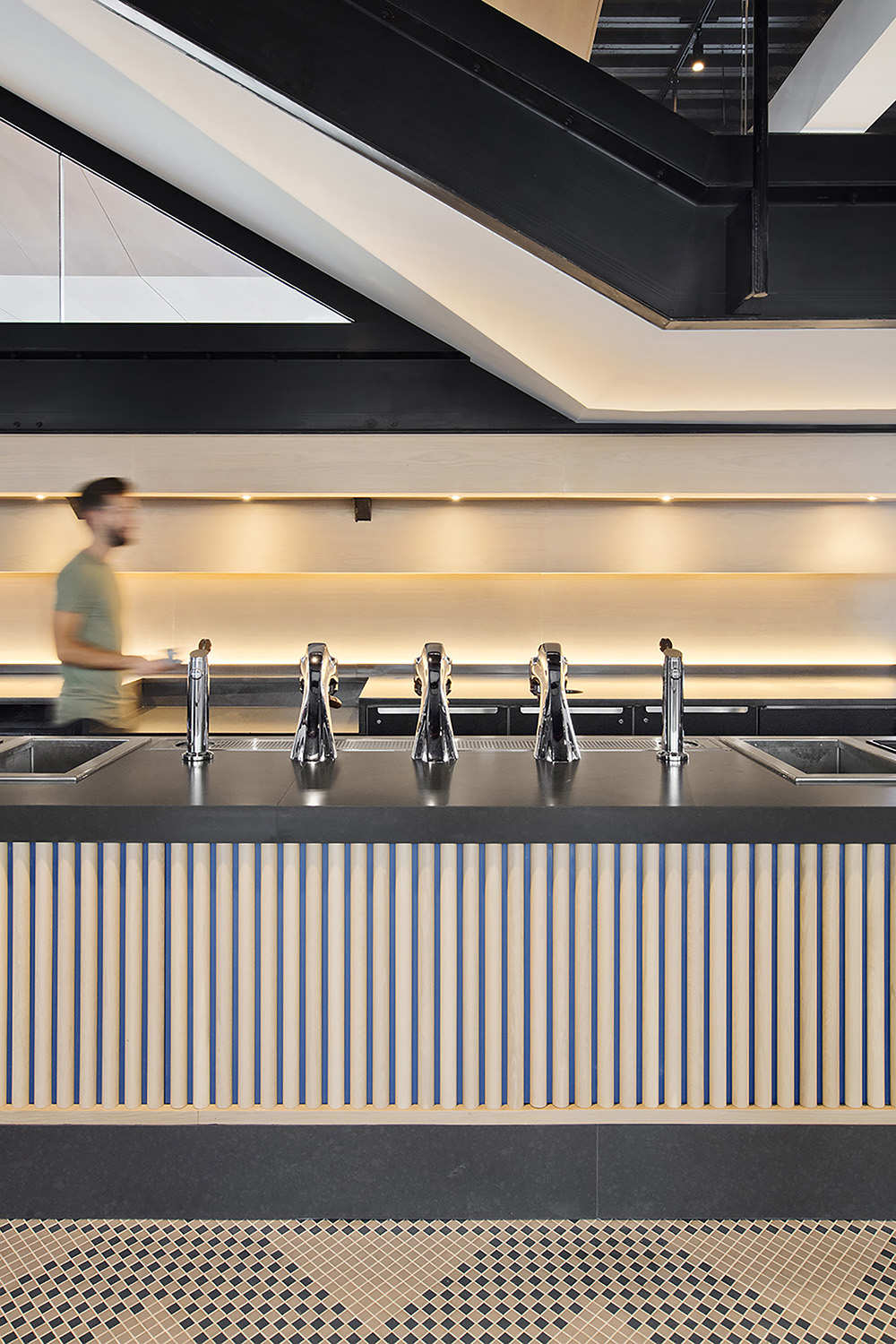 轻奢酒店风纽约Dock72写字楼大堂与公共空间设计欣赏