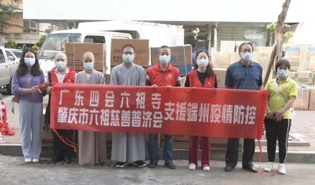 微光成炬战疫爱永不缺席,微光成炬感恩有你