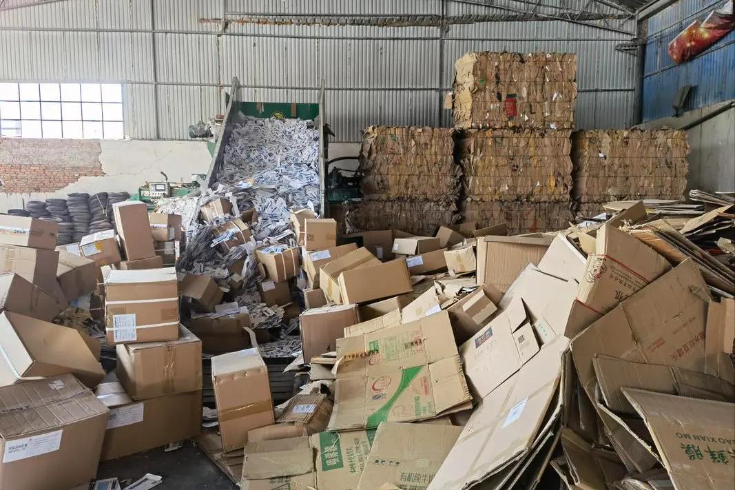 回收1吨垃圾能赚多少钱,垃圾回收一天能赚多少钱