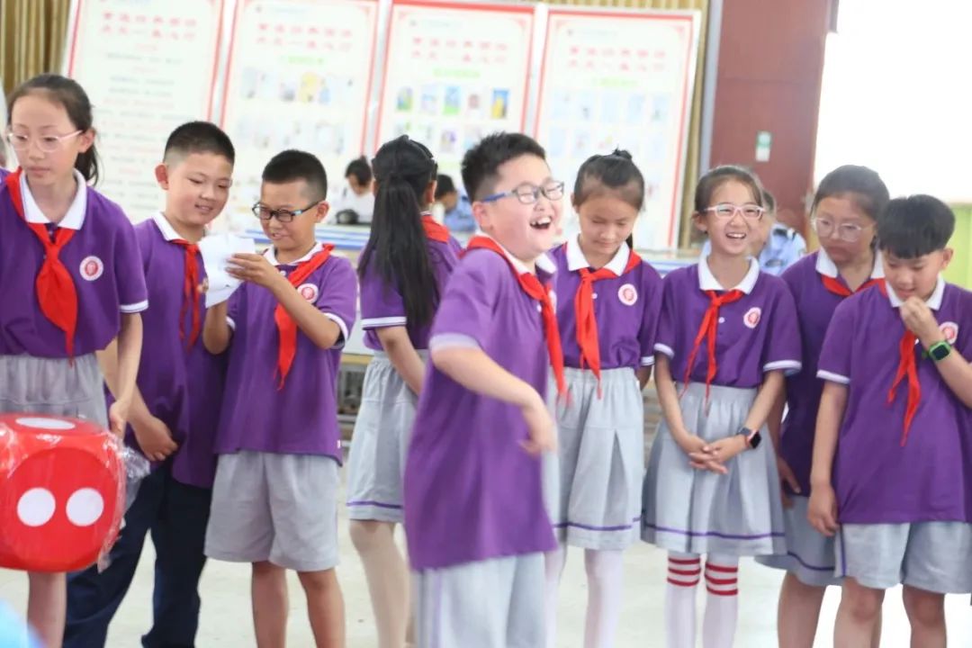 一盘“飞行棋”交规入心里