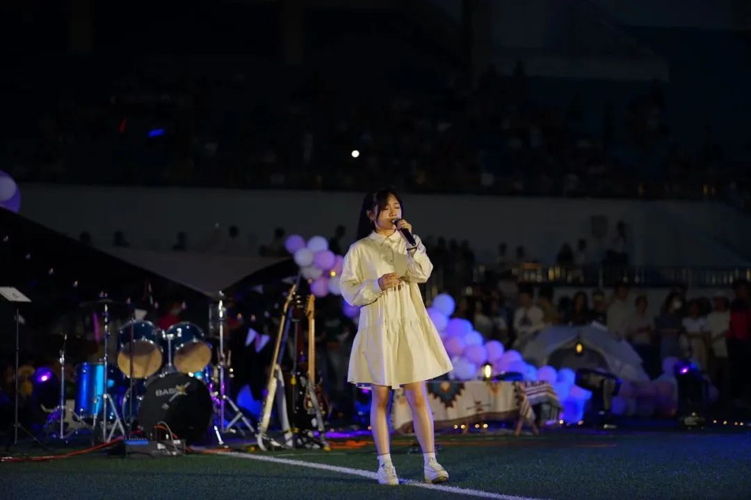 河南大学音乐节,河南科技大学草坪音乐节完整版