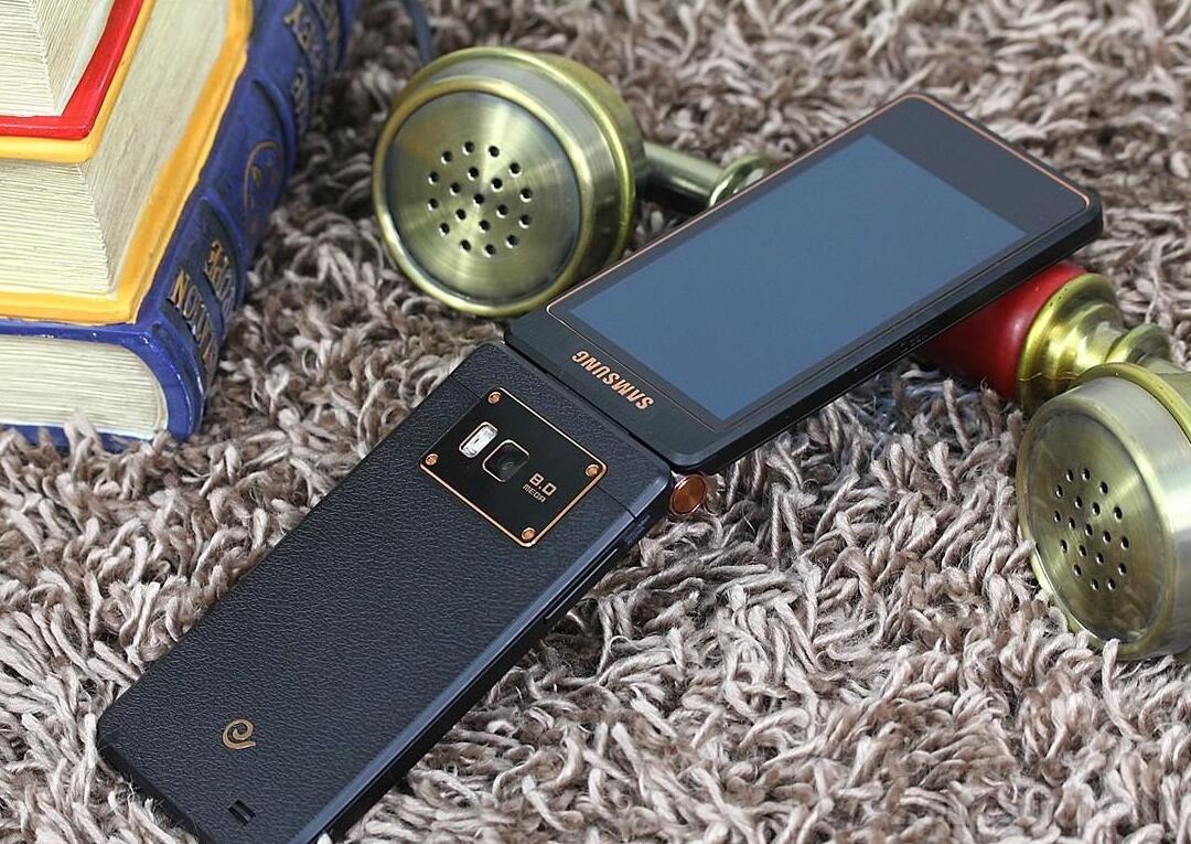 三星w2013国行与高仿区别,三星w2013为什么贵得离谱