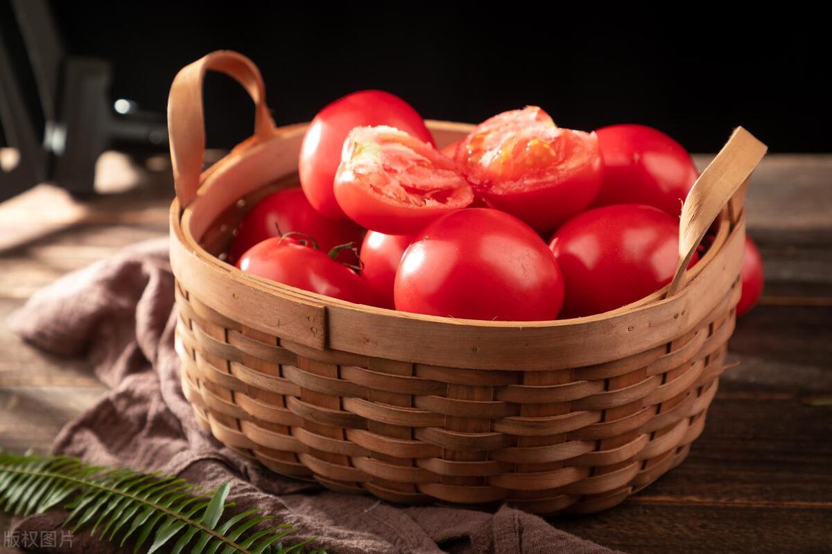 眼睛视力不好多吃点什么蔬菜,多吃这三种蔬菜对孩子视力有好处