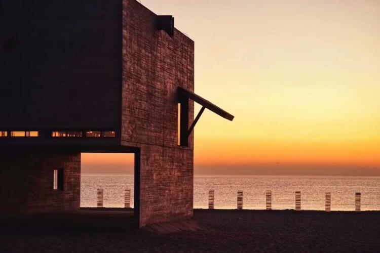 自驾游北戴河住在哪个酒店,北戴河自驾酒店哪家好玩