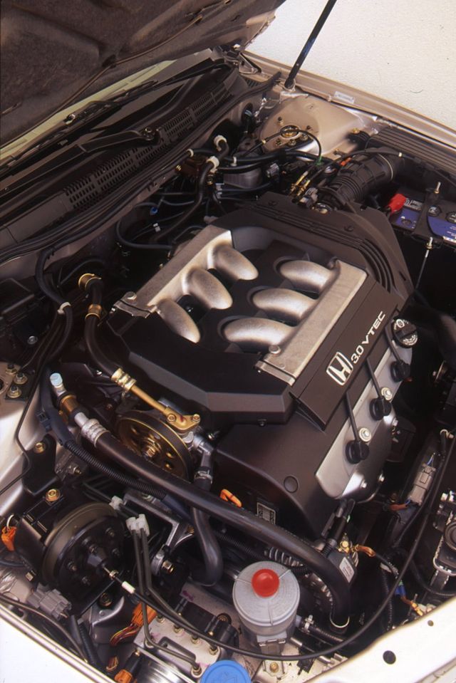 本田雅阁1.5tl测试,试驾2017款雅阁v6