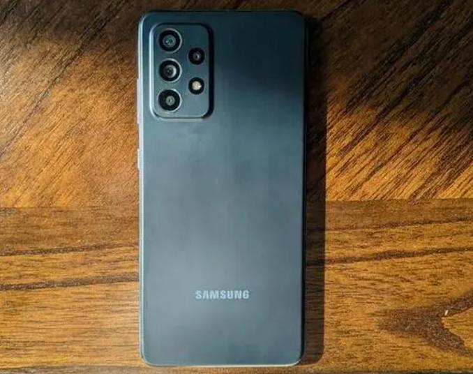 8月换三星手机，我推荐这三款，最低2千块，流畅用到2026年