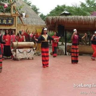 昆明有人文，但似乎不太相信工作