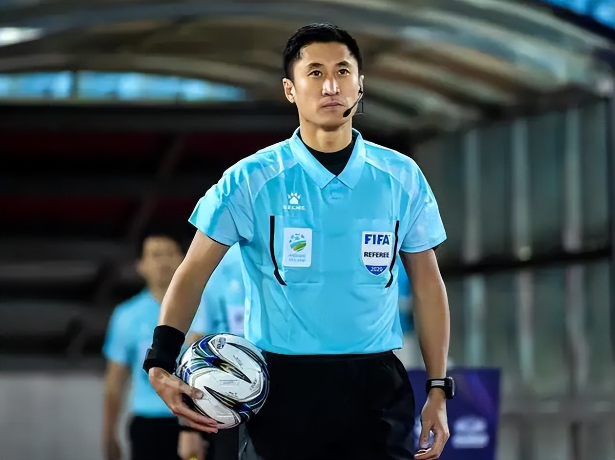 中国男足迷,亚洲杯中国男足躲闪