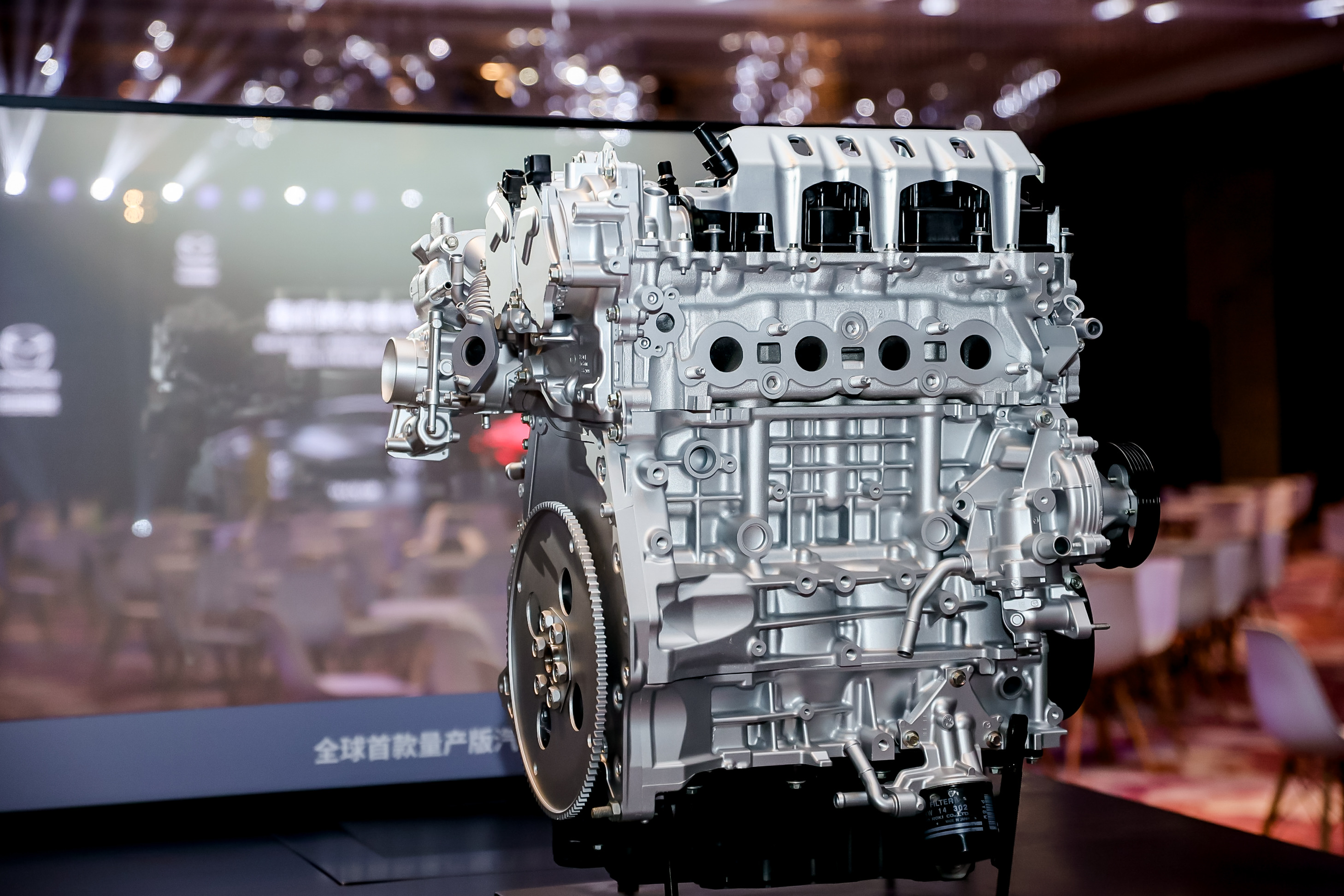 为什么仿制不出日本发动机,为什么仿制日本发动机那么难