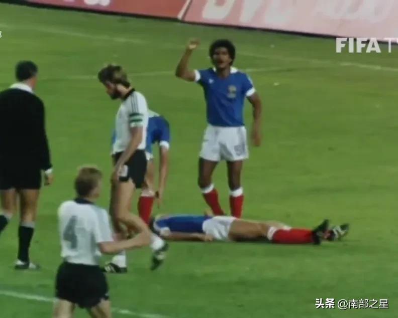 伊布和拉莫斯谁更厉害,足坛恶汉排名