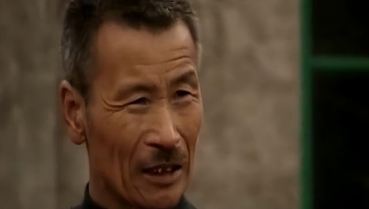 吉林农妇好心收养毒蛇,吉林农夫好心救了一条毒蛇