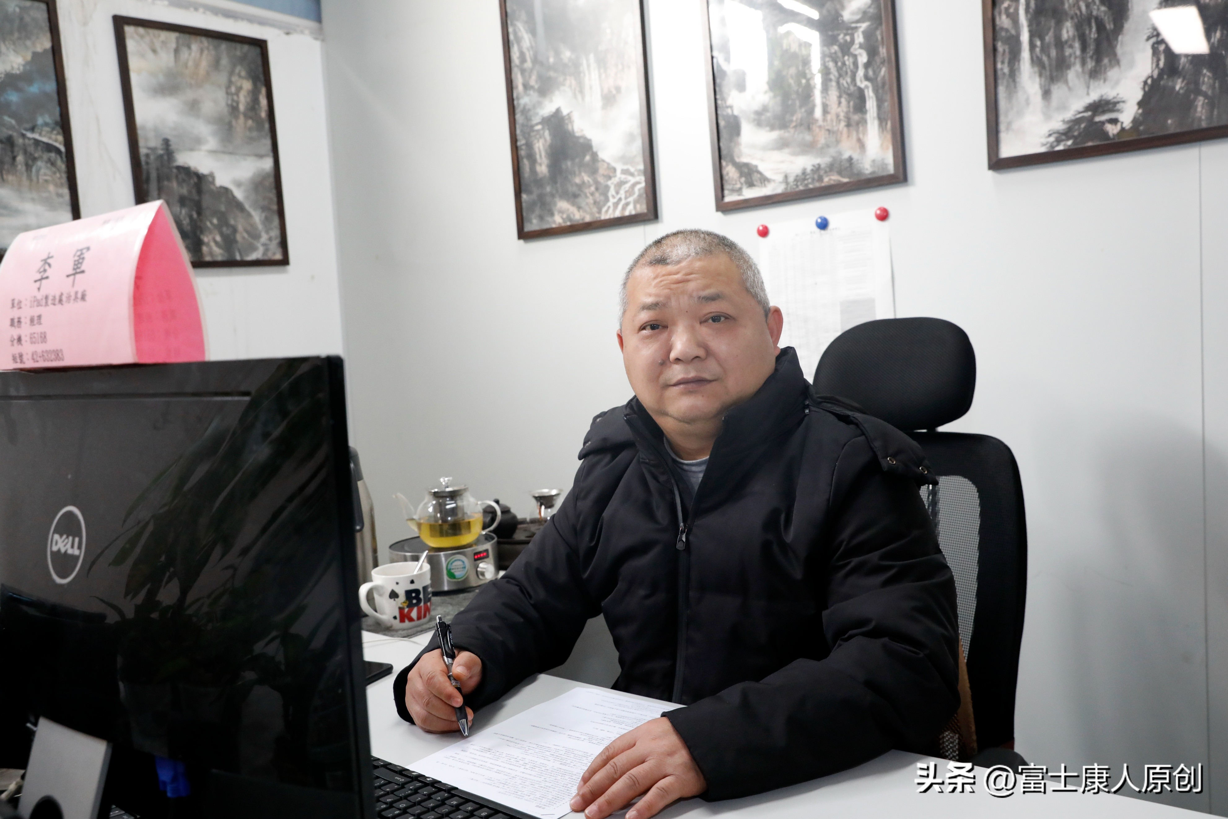 小伙入职富士康23年,江西小伙入职富士康19年