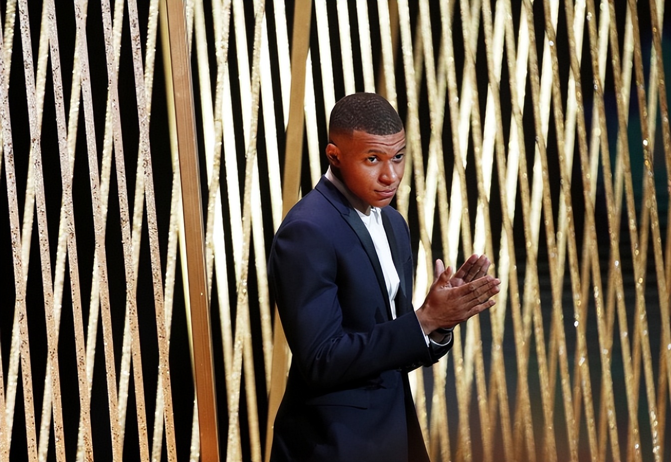 28岁巨星独造27球,25场比赛独造43球的逆天数据