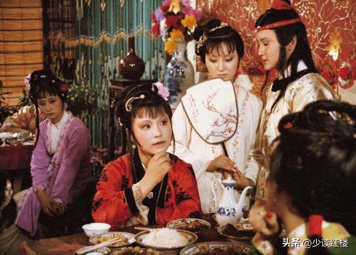 红楼梦史湘云深度赏析解读,红楼梦史湘云绝美瞬间