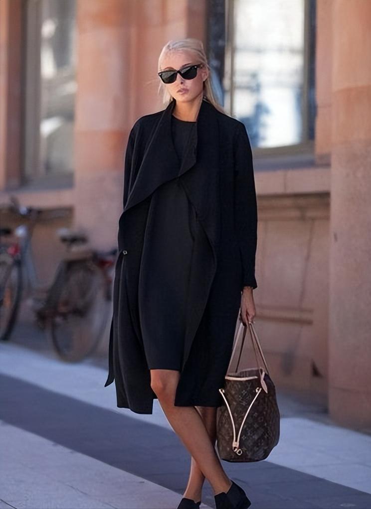 lvonthego包包中号值得入手,lv的victoire包包值得买吗