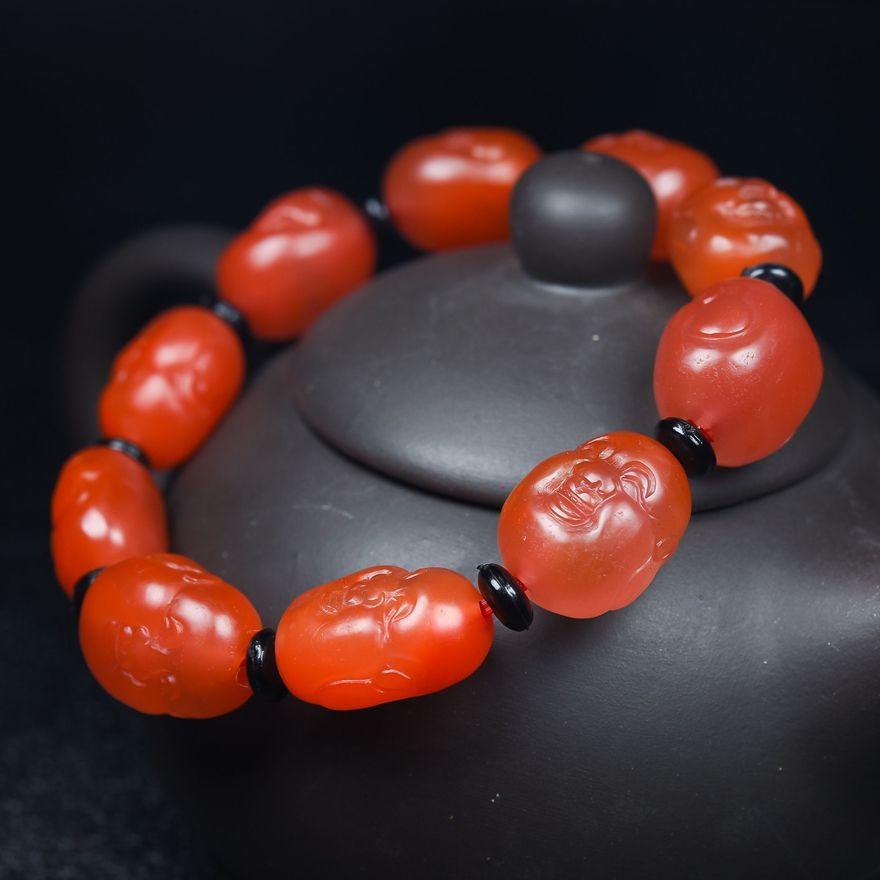 说南红玛瑙是“破石头”的点进来，1800字告诉你什么是南红玛瑙！