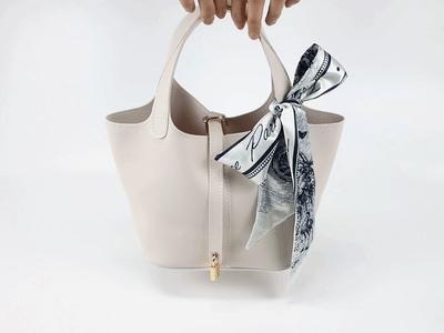 这5款包包背出去一定会被夸好看,你的包包该换了这4款百搭又好看