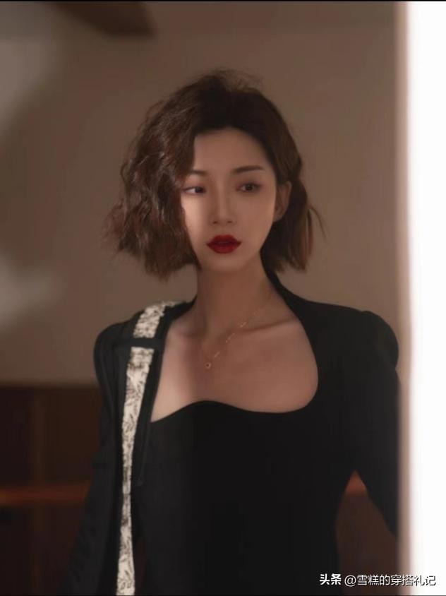 好减龄的齐耳短发轻盈灵动又气质,好看又洋气的女生齐耳短发