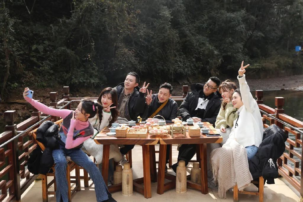 最新豆瓣推荐,推荐比较好看的片豆瓣9.9